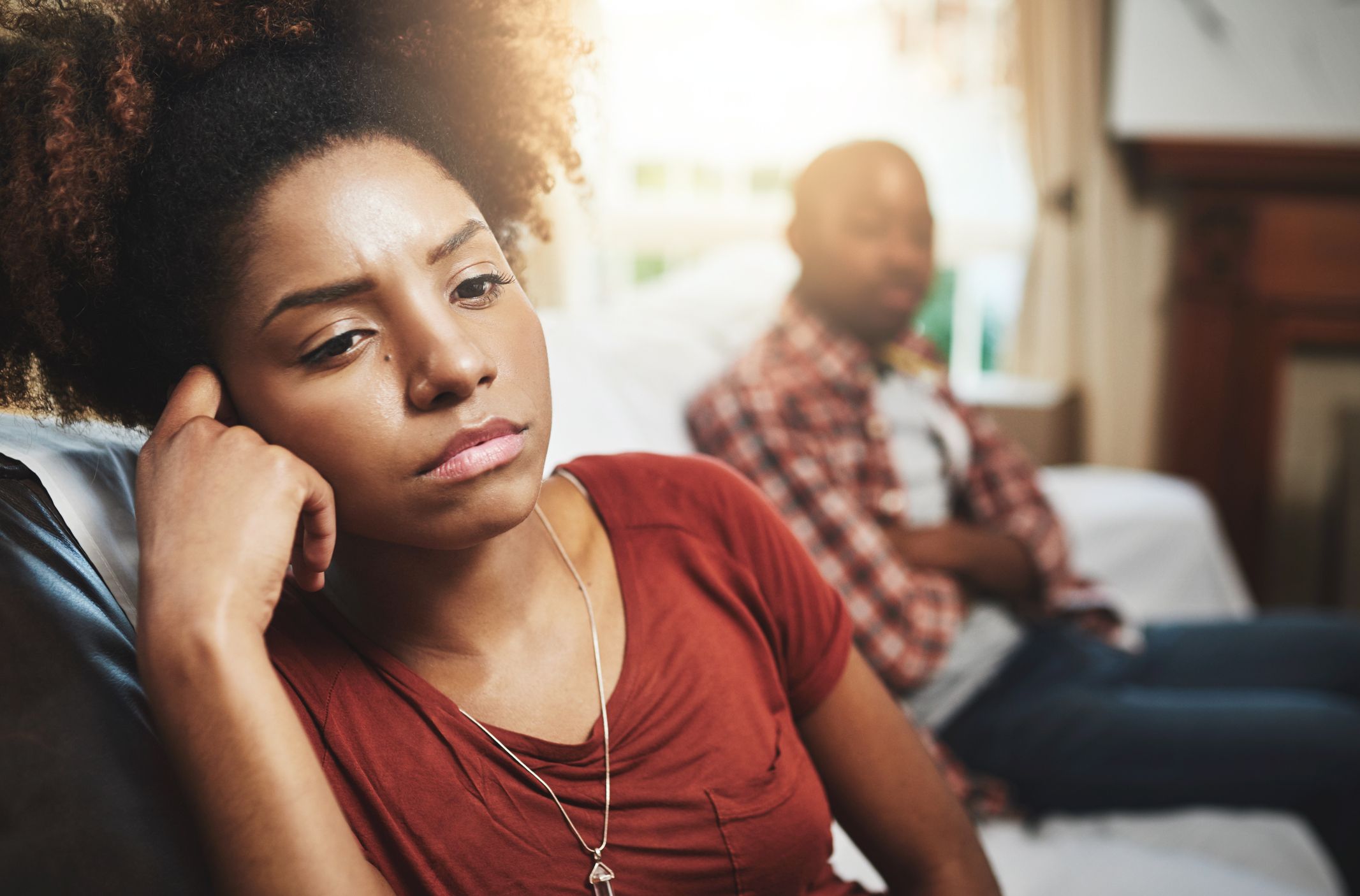Feeling Unloved? Here's How to Handle Silent Treatment In Relationship (VIDEO). (Women Daily)