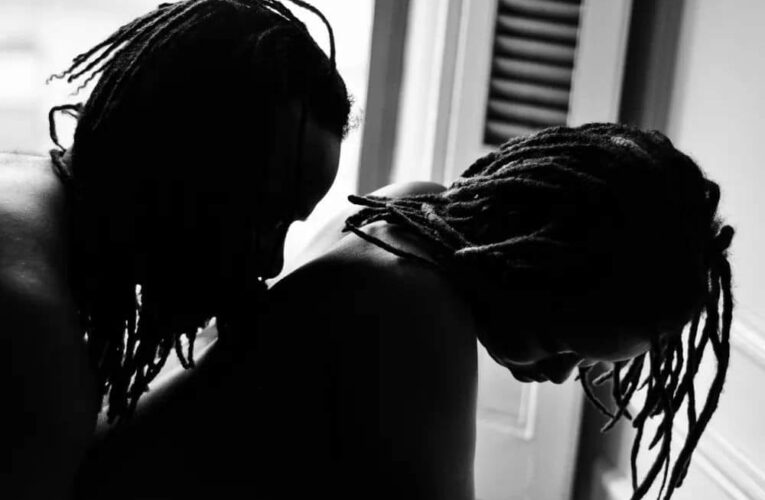Fake vs Real Orgasms: How to know if she is faking it
