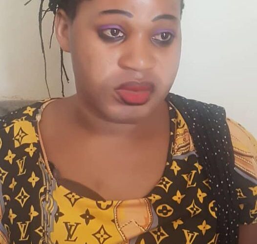 {VIDEO} Man who applied make up and dressed like a woman to rob men blind busted and stripped naked
