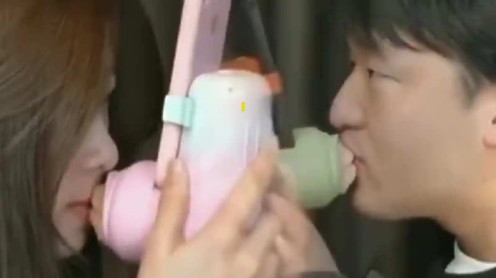 kissing device that lets you kiss remotely