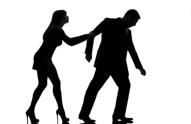 What To Do When Your Partner Starts Pulling Away from You
