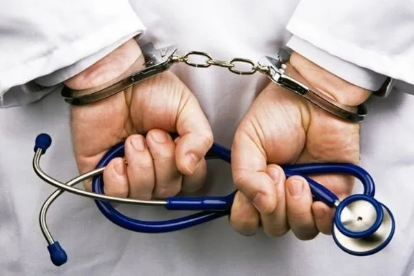 arrest of fake doctor