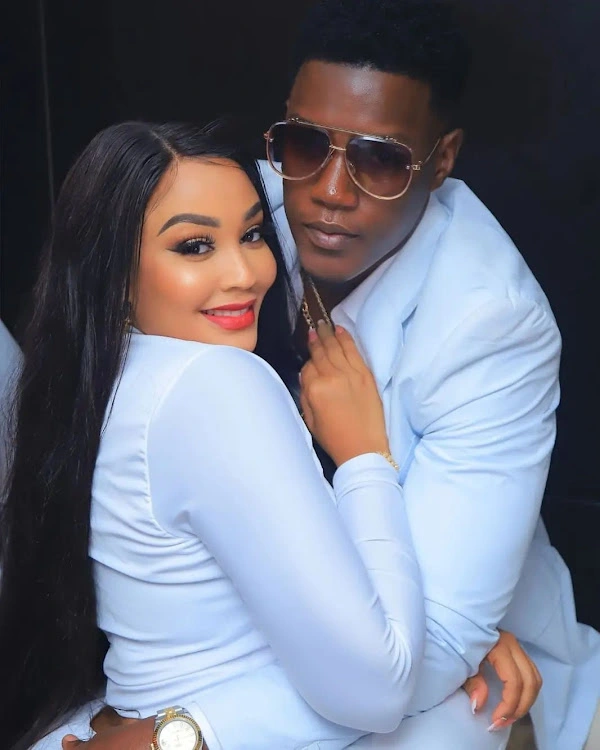 Zari hassan cuddles with Shakib 