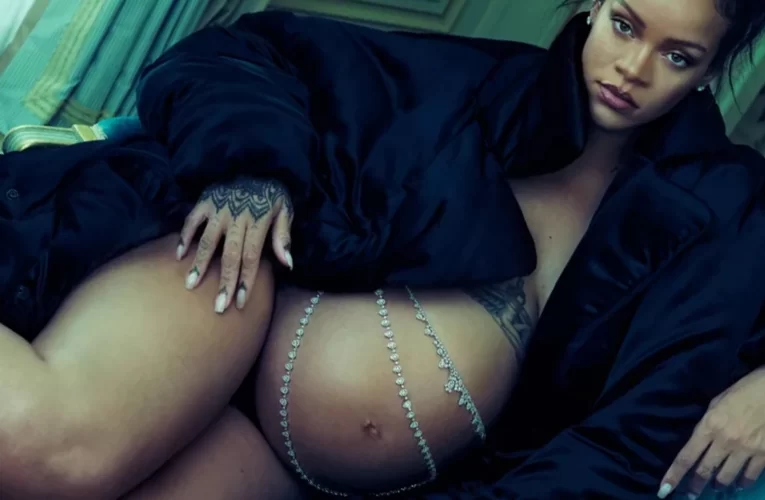 Pictures Of Rihanna’s Nude Maternity Photoshoot  Flood The Internet