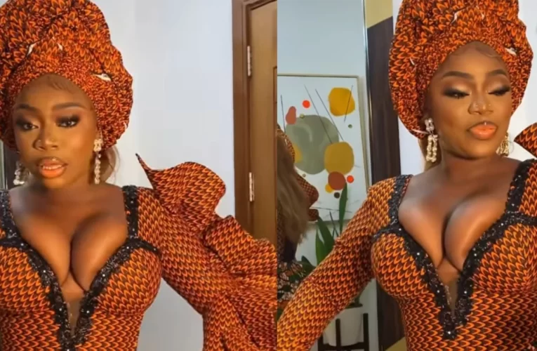 (SEXY VIDEO)Ashmusy Flaunts Massive Breasts And Cleavage On Instagram