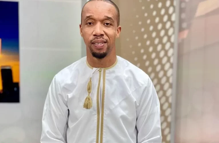 My Pen Is Bigger Than Yours – Rashid Abdalla 