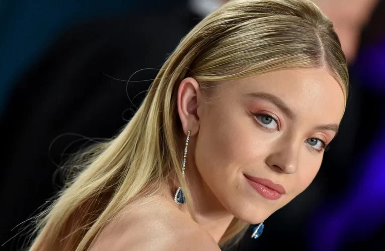 Sydney Sweeney’s Legendary Nude Photos Trending Online