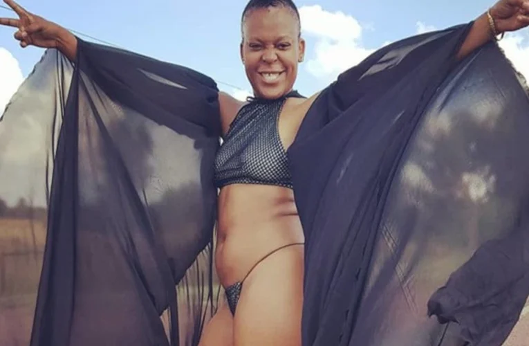 (WATCH) Dr jimro Tshabalala Licks Exotic Dancer Zodwa Wabantu’s Pussy During Live Performance