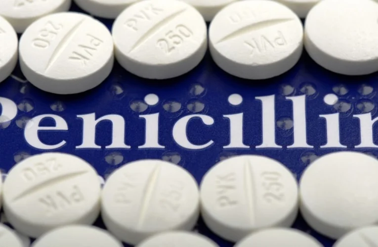 Doctors Ration Penicillin to Curb Syphillis Pandemic