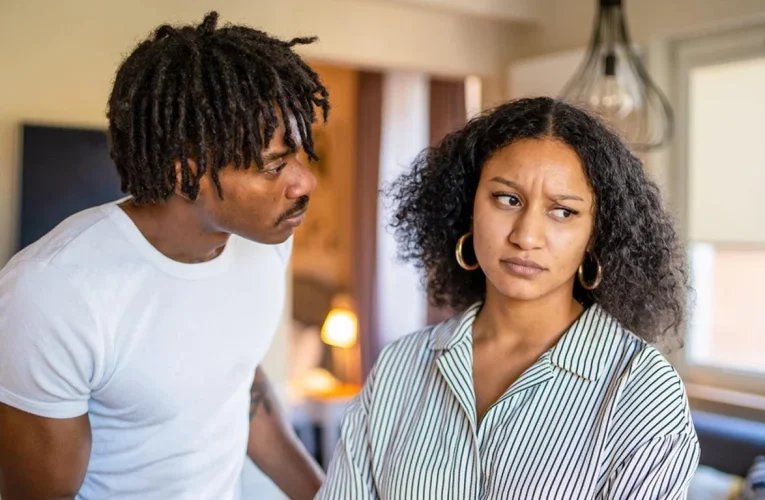 6 Common Relationship Problems And How To Deal With Them