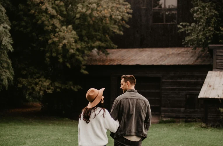 How To Get Out of The Friend Zone Into A Relationship