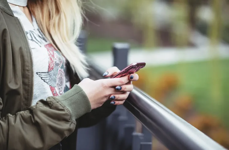 Paper Clipping: Everything You Need To Know About This Toxic Dating Trend