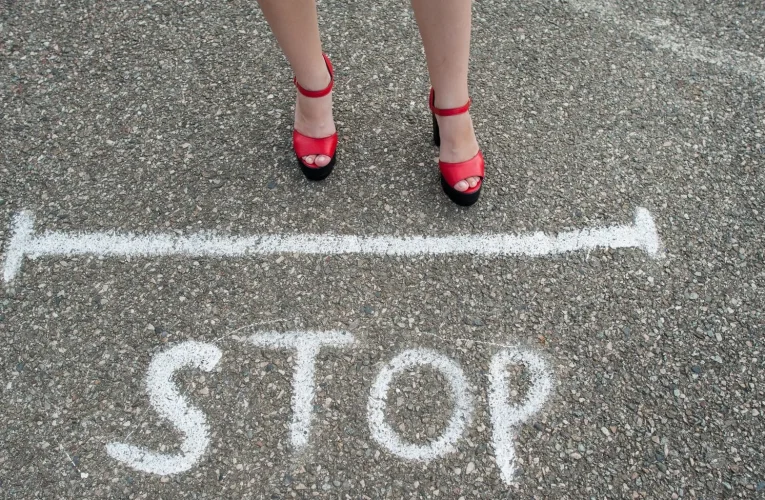How To Set Clear Boundaries With Your Ex-Partner