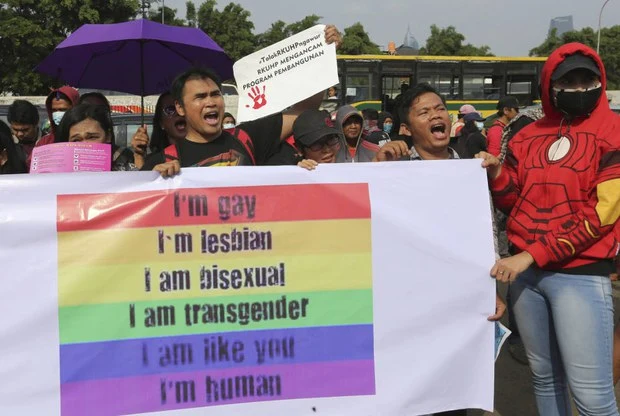 Indonesia’s Parliament Proposes Ban on Investigative Journalism, LGBTQ Content