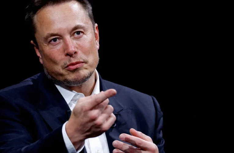 Billionaire Elon Musk Allegedly had sex With SpaceX Intern, Asked Woman to Sire His Children