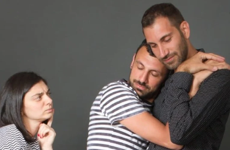 How to Determine if Your Boyfriend Might Be Gay